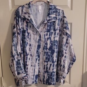 MarlaWynne Blue and White Patterned Blouse